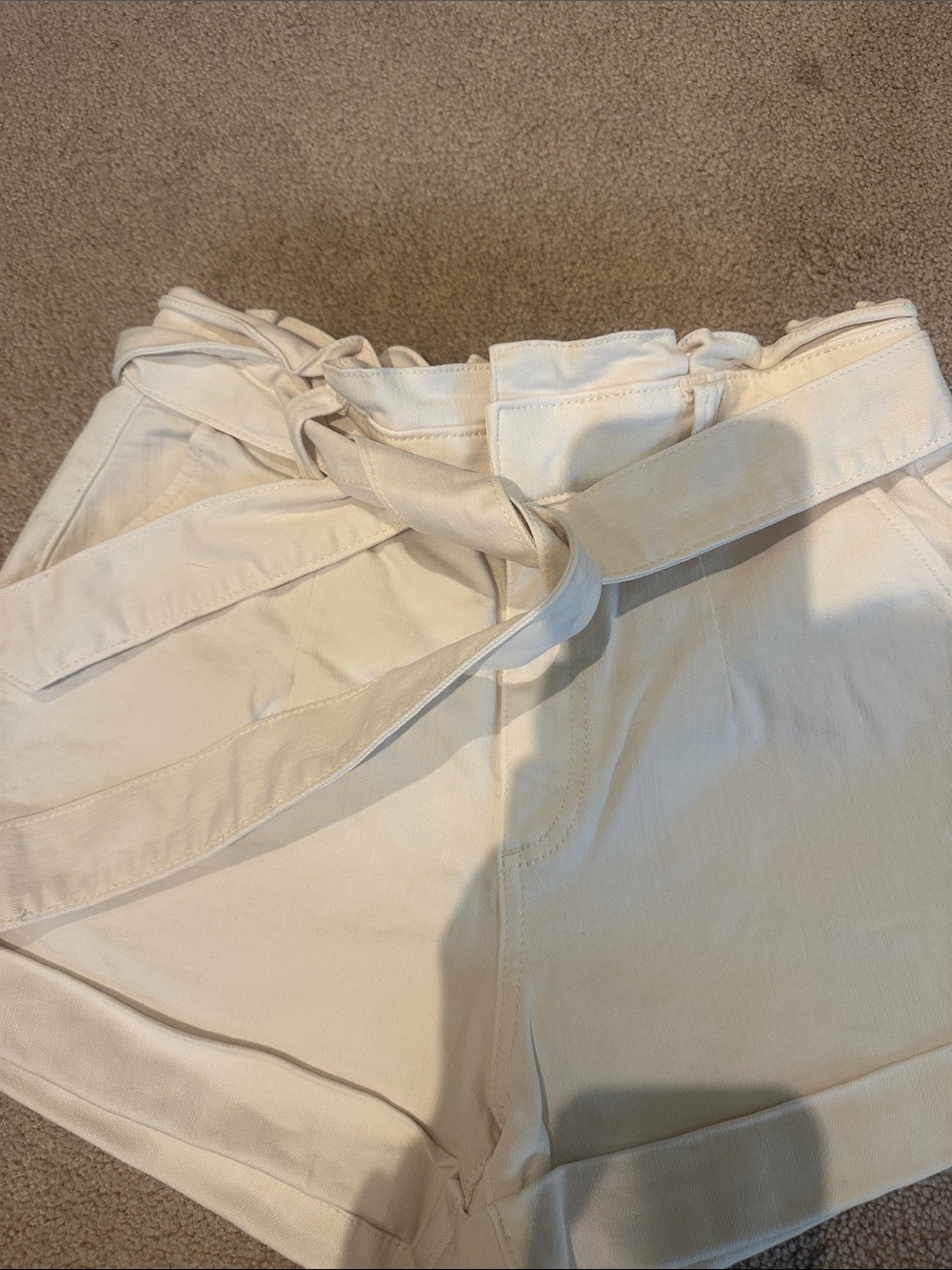 Express High-Waist Tie-Belt Shorts - Cream - Picture 2 of 6